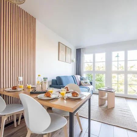 Appartement Immodely & La Parade De Serris