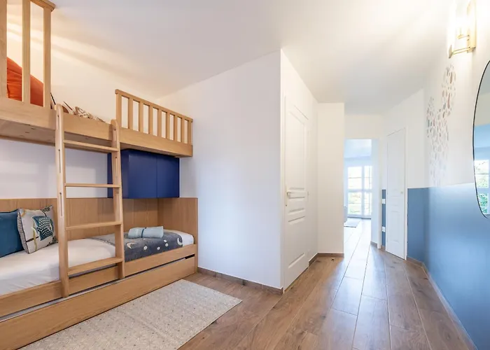 Immodély&la Parade De *