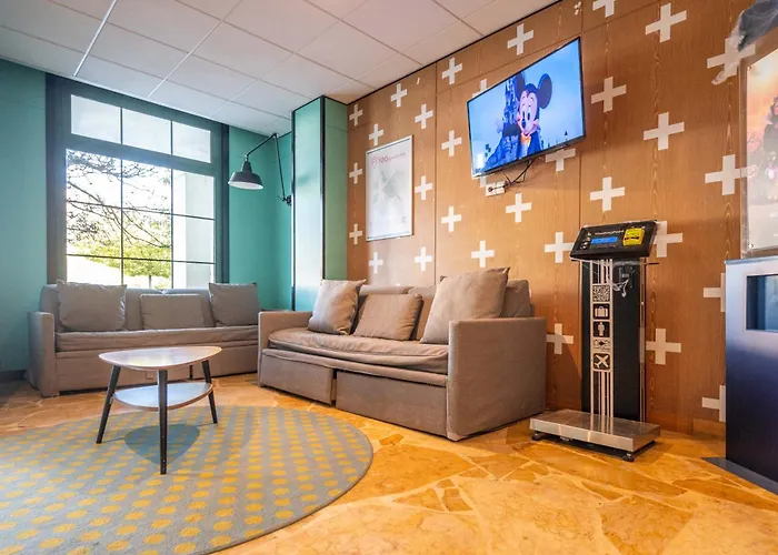 Immodély&la Parade De Serris